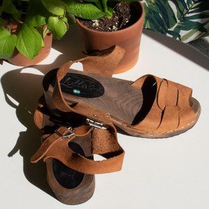 Swedish Peep Toe Clogs | Size 9 UK 40 | leather